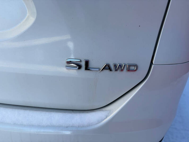 2016 Nissan Rogue SL