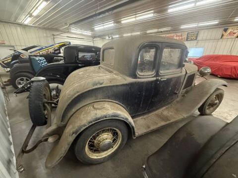 1932 Ford 5-Window