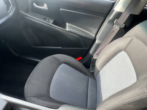 2016 Kia Sportage LX