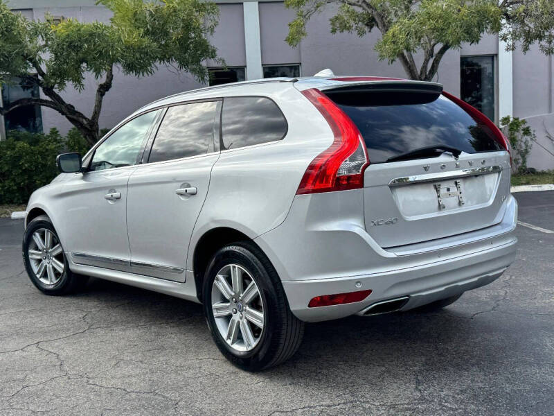 2017 Volvo XC60 T5 Inscription