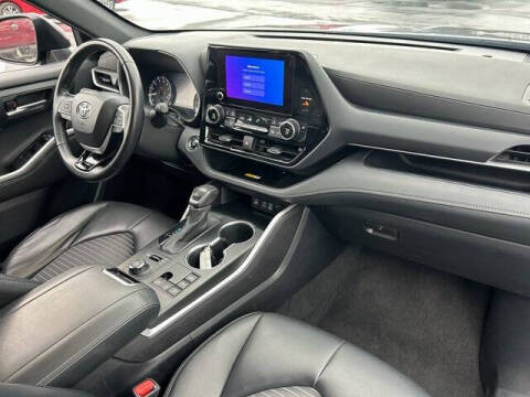 2023 Toyota Highlander XSE