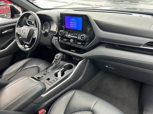 2023 Toyota Highlander XSE