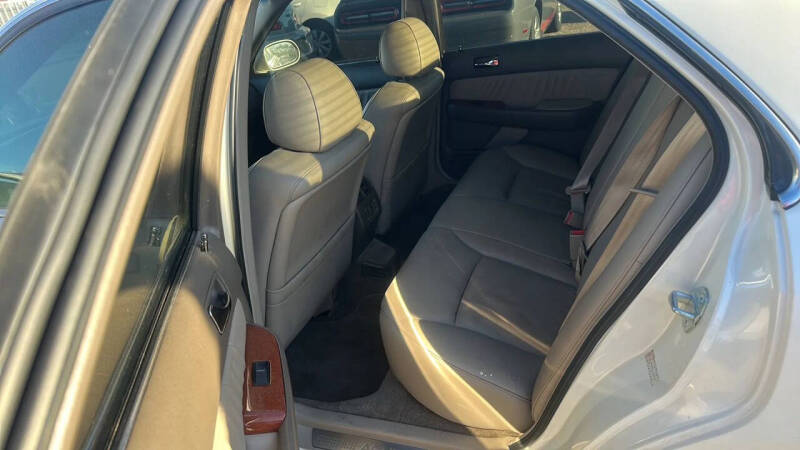 2004 Acura RL 3.5 w/Navi