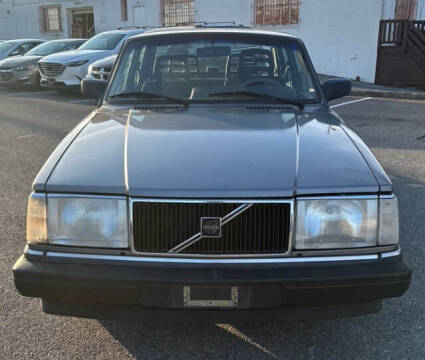 1993 Volvo 240 for sale at SWEDISH IMPORTS in Kennebunk ME