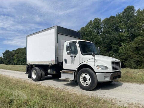 2015 Freightliner M2 106