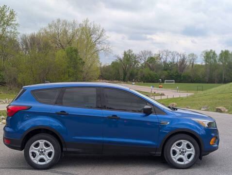 2019 Ford Escape S