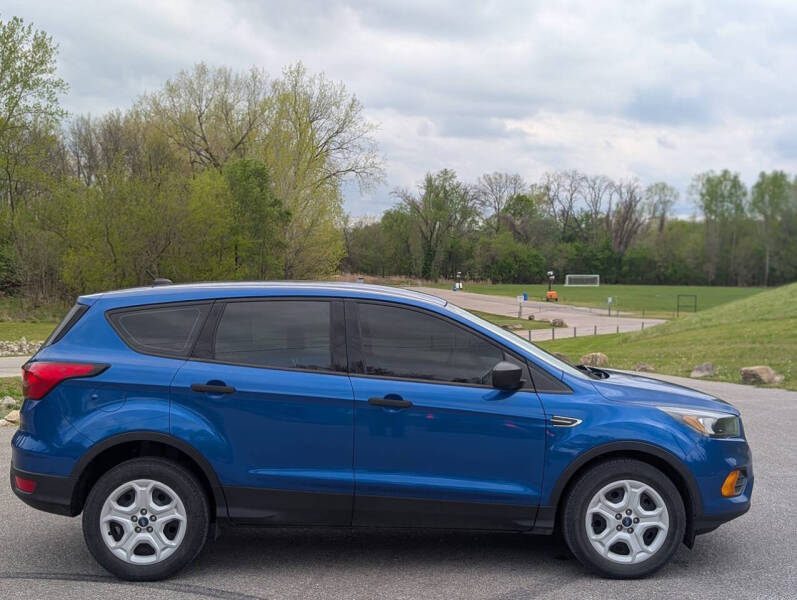 2019 Ford Escape S