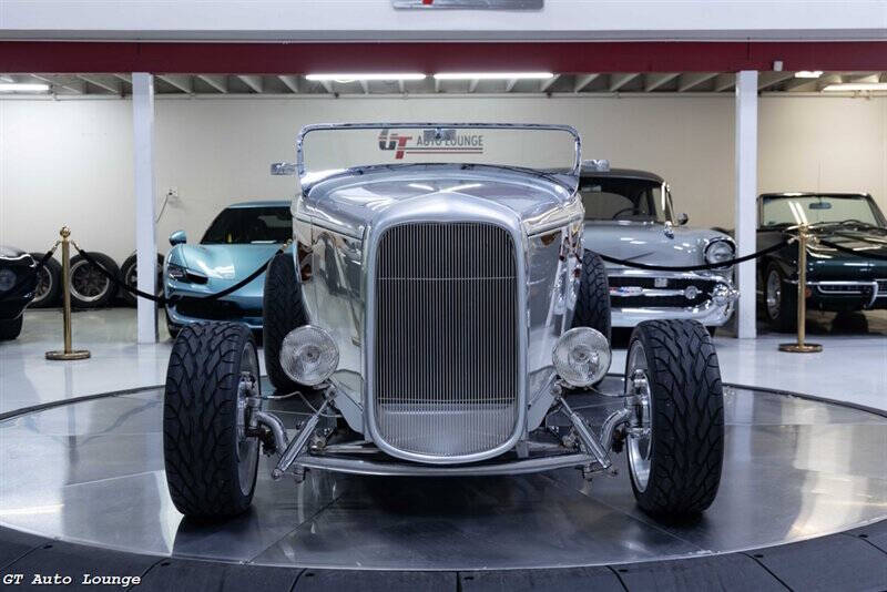 1932 Ford Roadster 2