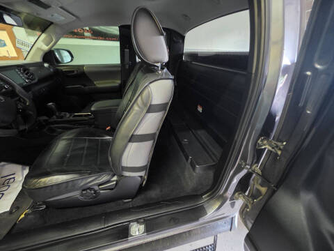 2021 Toyota Tacoma SR