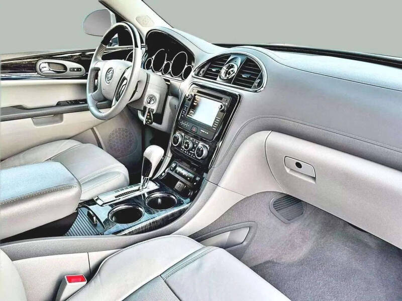 2017 Buick Enclave Leather