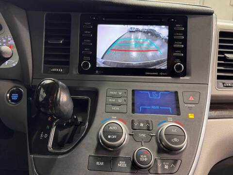 2018 Toyota Sienna