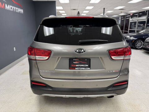 2016 Kia Sorento EX