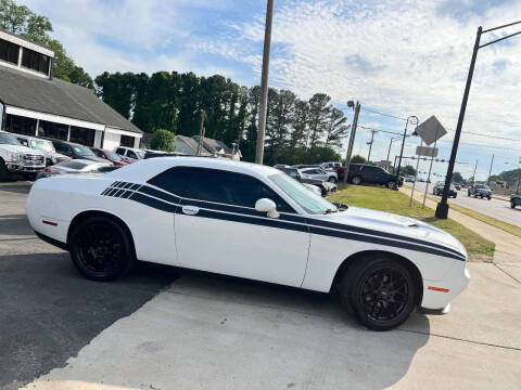 2015 Dodge Challenger SXT