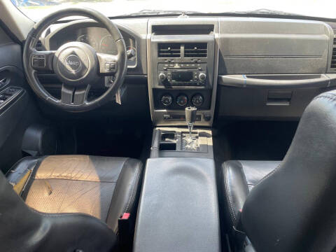 2012 Jeep Liberty Latitude