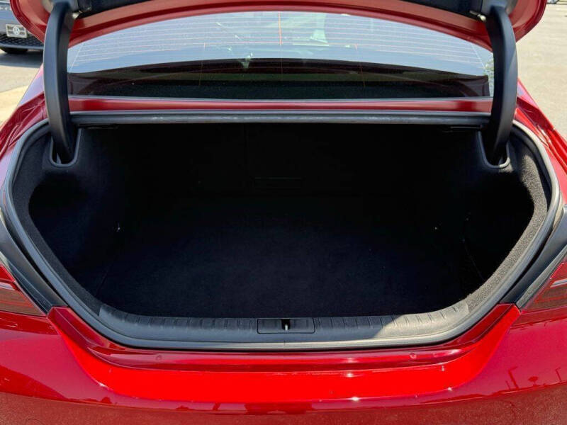 2022 Genesis G70