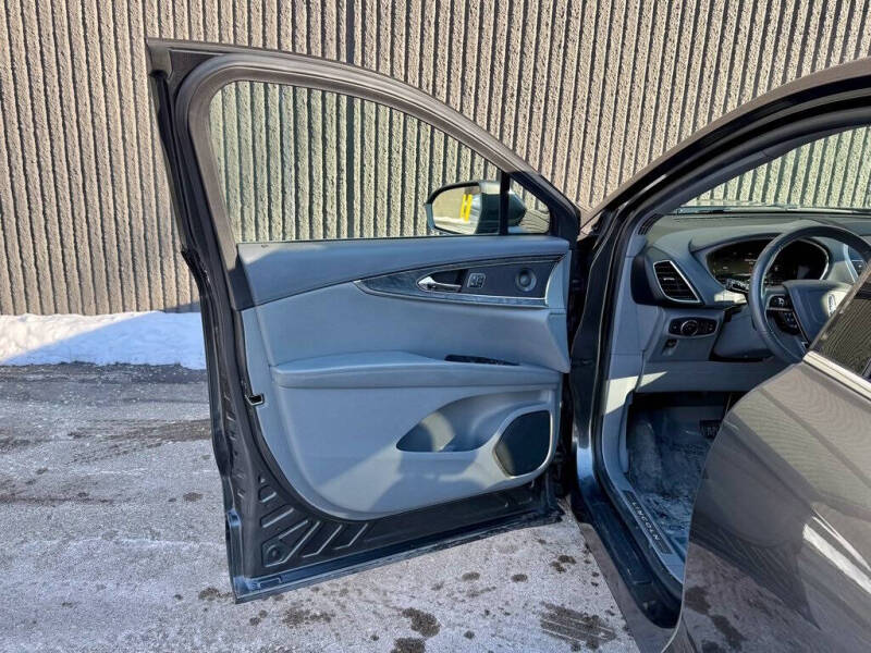 2019 Lincoln Nautilus Reserve