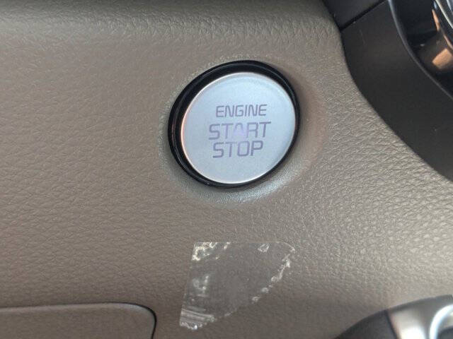 2025 Kia Carnival LX