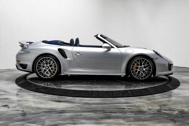 2015 Porsche 911 Turbo S