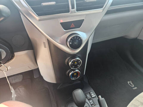 2012 Scion iQ