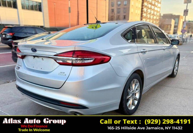 2017 Ford Fusion SE