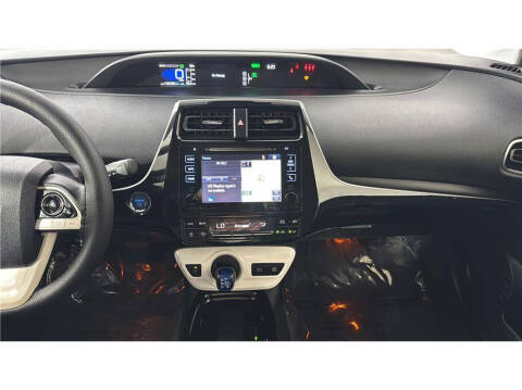 2017 Toyota Prius Three
