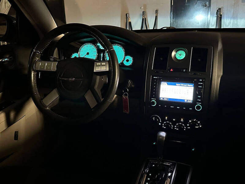 2006 Chrysler 300 SRT-8