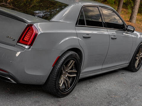 2017 Chrysler 300