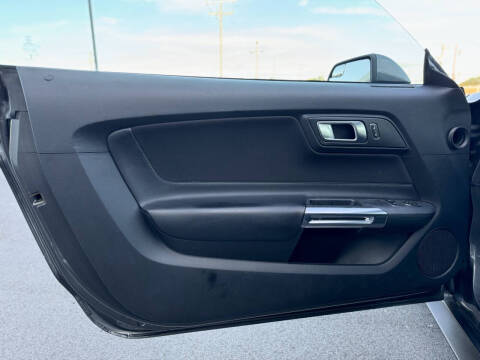 2019 Ford Mustang EcoBoost