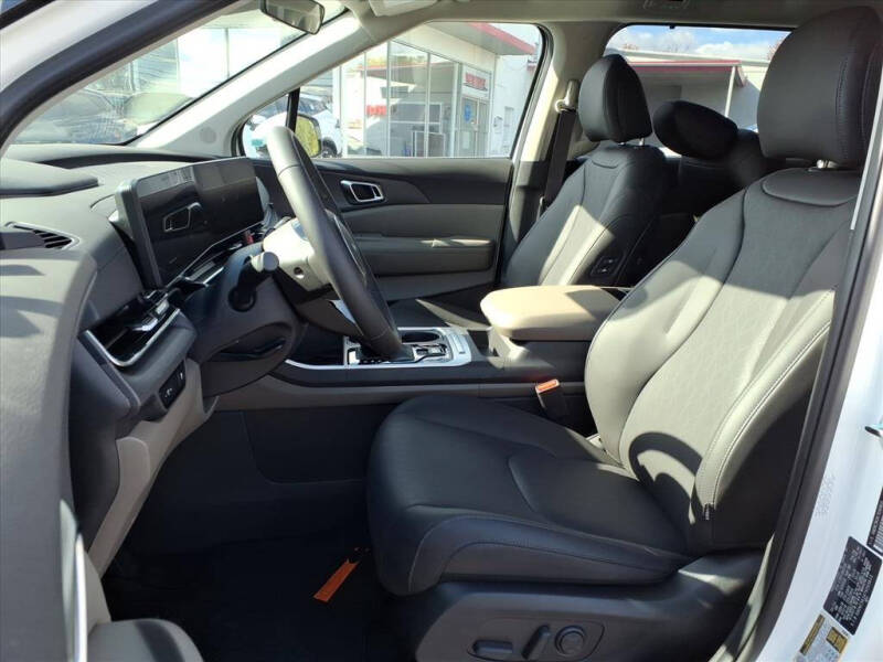 2026 Kia Carnival EX