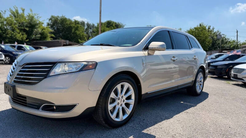 2017 Lincoln MKT Elite