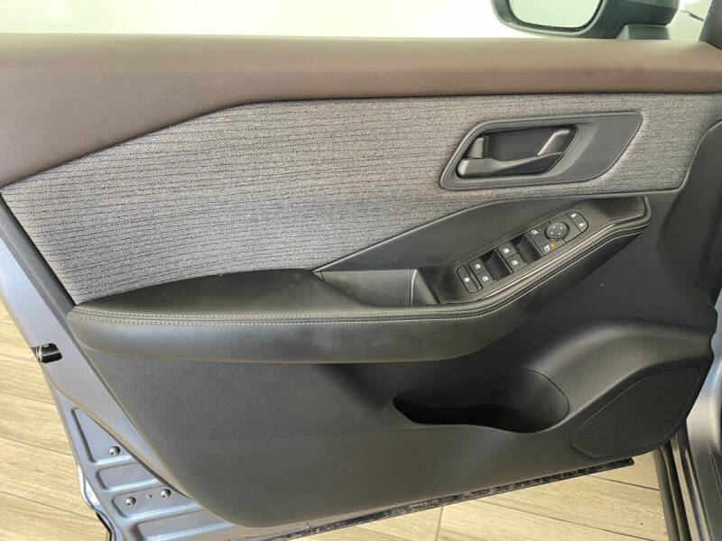 2022 Nissan Rogue S