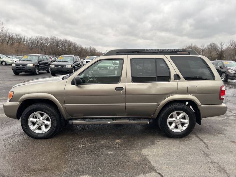 2004 Nissan Pathfinder for sale at CARS PLUS CREDIT in Independence MO