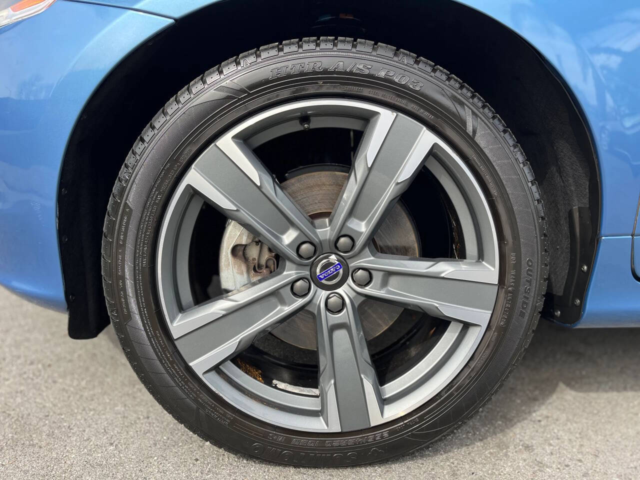 Blue 2017 Volvo XC60 T5 Dynamic T5 Dynamic 4dr SUV 31