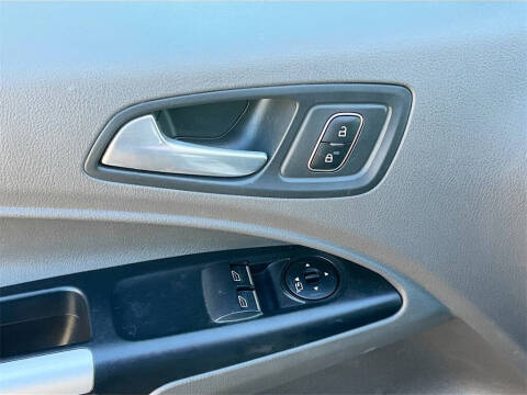 2023 Ford Transit Connect XLT