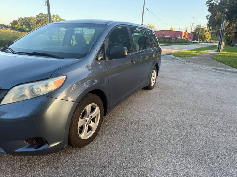 2015 Toyota Sienna L 7-Passenger