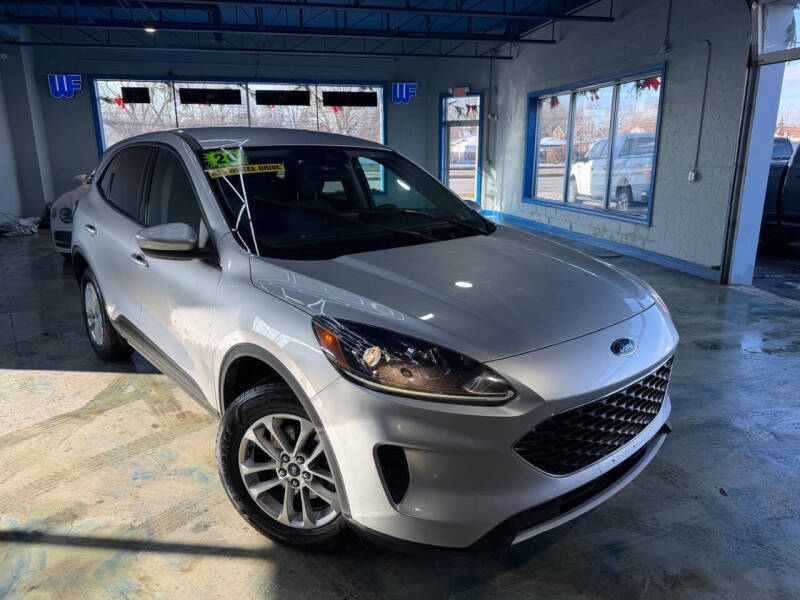 2020 Ford Escape SE