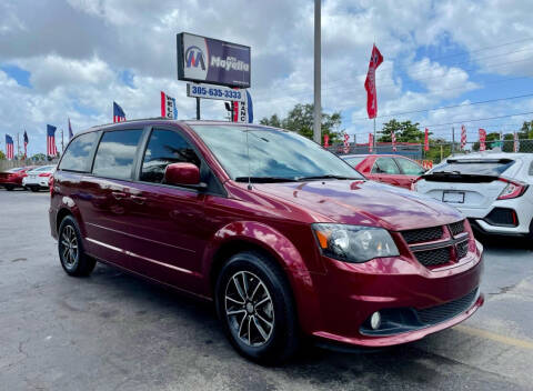 2017 Dodge Grand Caravan for sale at Auto Mayella in Miami FL