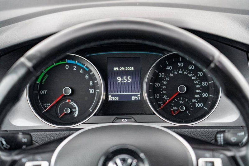 2016 Volkswagen e-Golf SEL Premium