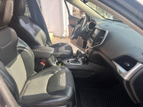 2018 Jeep Cherokee Latitude Plus