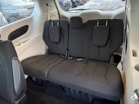 2018 Chrysler Pacifica Touring Plus