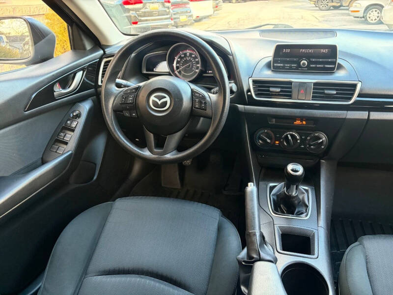 2014 Mazda MAZDA3 i Sport
