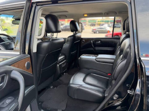 2017 Infiniti QX80