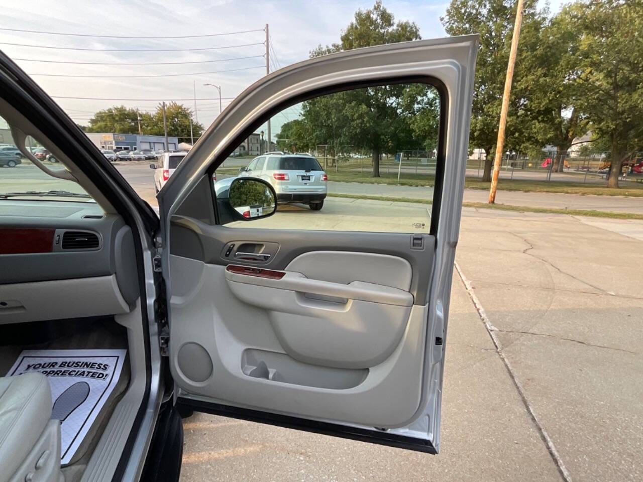 2013 Chevrolet Tahoe for sale at Auto Connection in Waterloo, IA