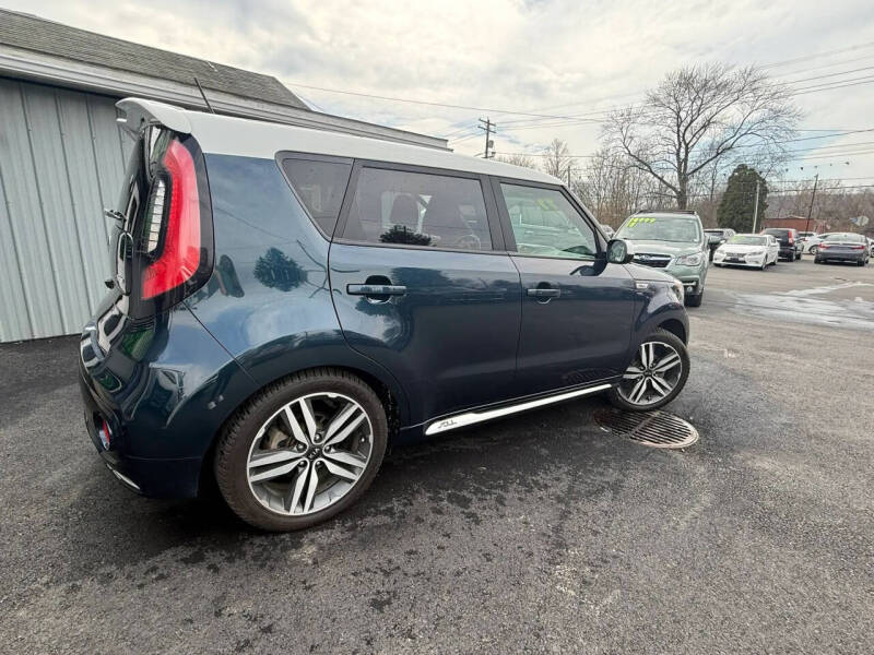 2018 Kia Soul +