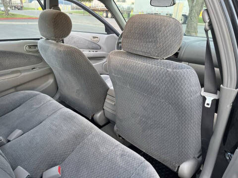 2001 Toyota Corolla LE