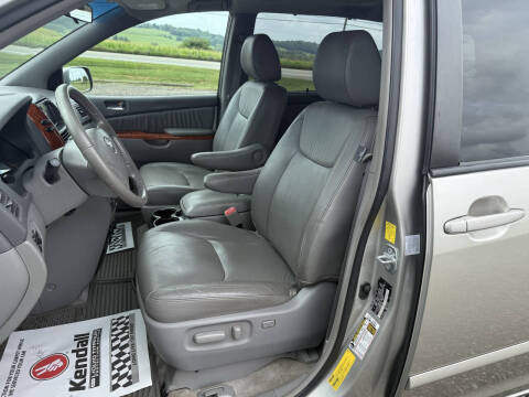 2010 Toyota Sienna XLE