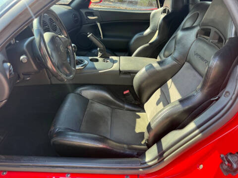 2004 Dodge Viper SRT-10