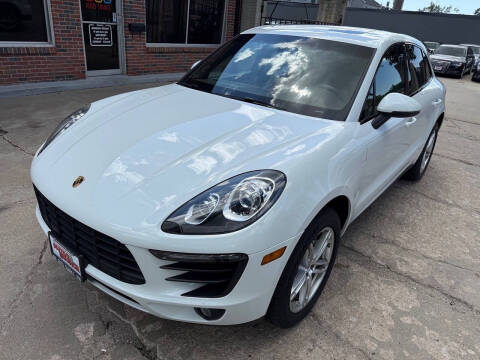 2016 Porsche Macan S