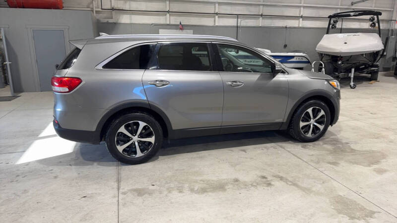 2016 Kia Sorento EX