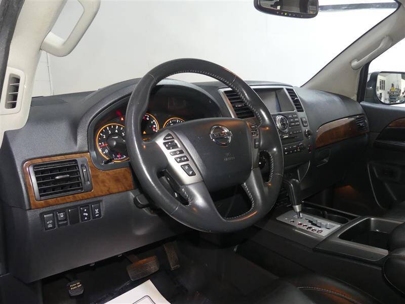 2014 Nissan Armada Platinum